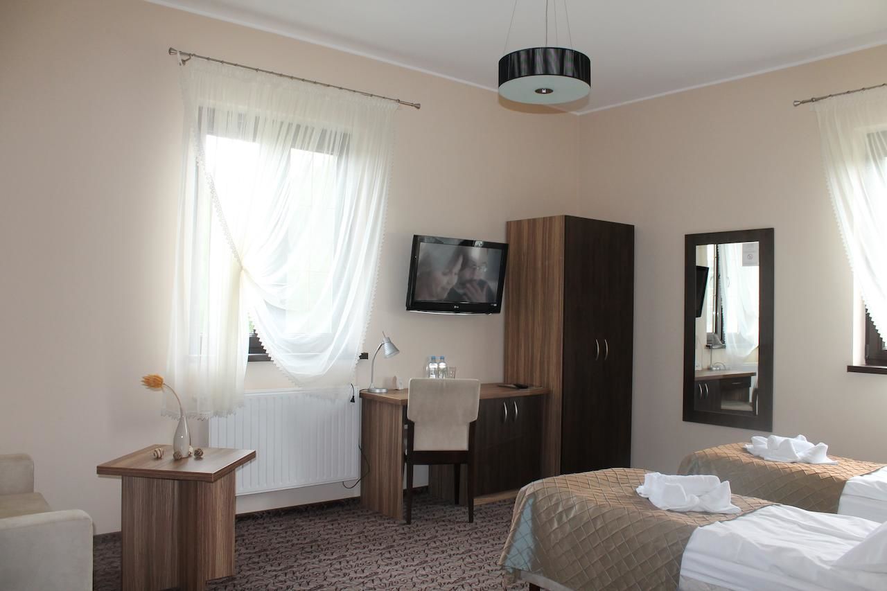 Отель Hotel Cykada Вельки Глембожек-30